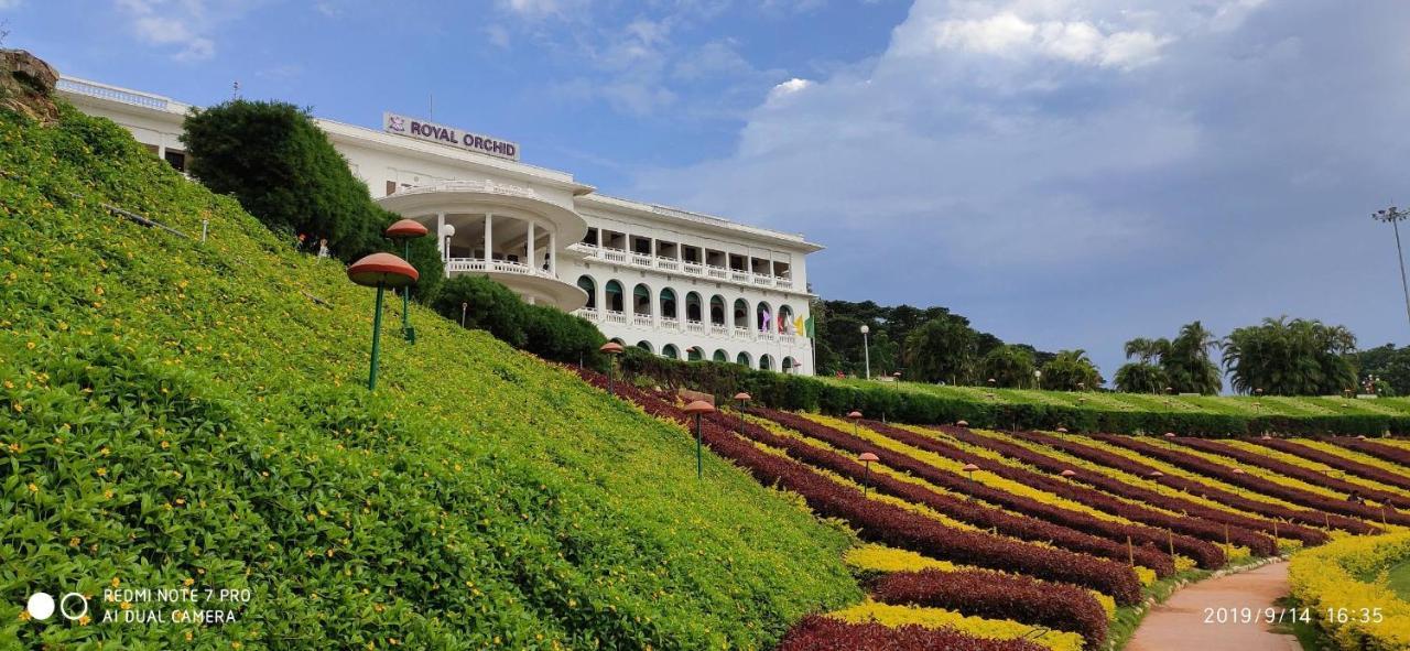 Royal Orchid Brindavan Garden Mysore Belagula Bagian luar foto