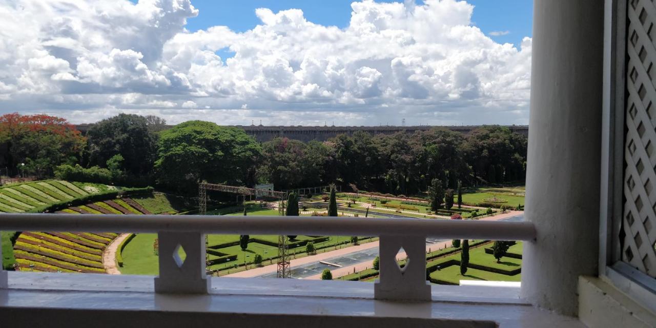 Royal Orchid Brindavan Garden Mysore Belagula Bagian luar foto